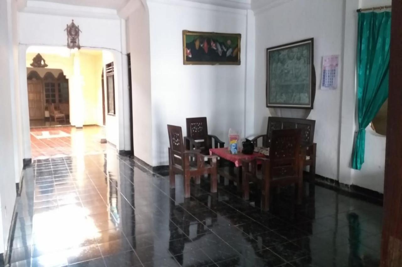 Oyo 1782 Lotus Residence Magelang Bagian luar foto